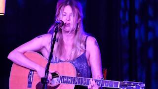 Video thumbnail of "Elizabeth Cook - (The story of) Half-Hanged Mary (Webster) - Live"