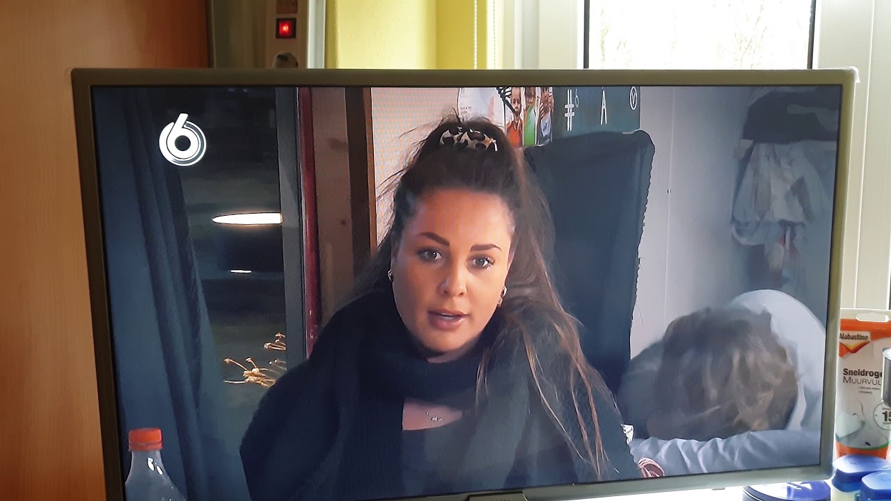 Utopia 2 - Mike gefrusteerd om wakker maken