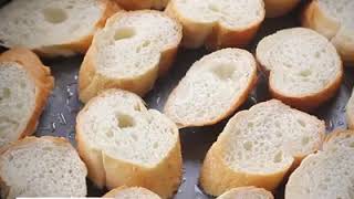 Brusketa Me Hudhër Dhe Vaj Ulliri