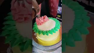 Beautiful Pink Flower Cake Design 💗🌸 | Easy Cream Flower Cake#Cake Decorating# Shorts#cakedesign