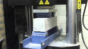Flexural Concrete Beam Test