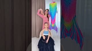 Thumbnail for Little WEDNESDAY left or right challenge by Secret Vlog #shorts