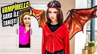 Sara Abla Vampi̇rella İle Tanişti Esmanur Ve Sara