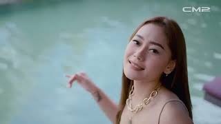 Vita Alvia - Colak Colek