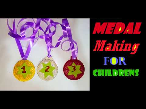 Video: How To Make A Paper Medal With Your Own Hands