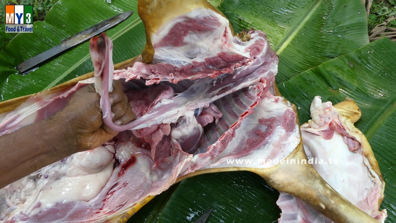 Tasty Goat Internal Organs Recipe Making in Village Style with Banana Leaf | KIDNEY | HEART | LIVER | STREET FOOD