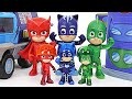 Transform into a giant PJ Masks! Defeat the bad guys trying to steal the jewels! | DuDuPopTOY