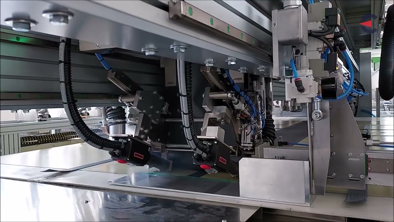 SM-321-HA | Automatic welding station for truck curtains