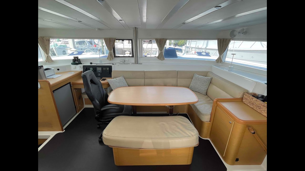 LAGOON420 Interior
