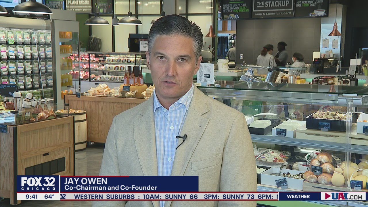Dom's Kitchen & Market brings new shopping experience to Chicago - YouTube