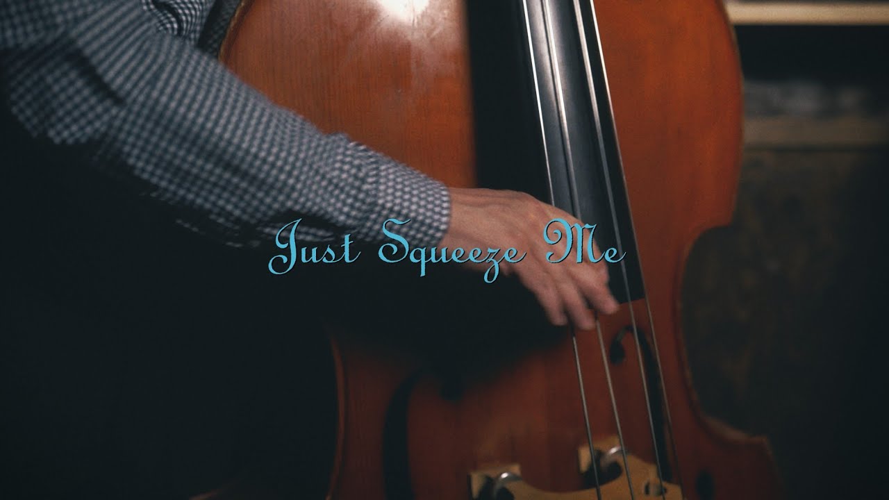 Plays Standards 【 J 】" Just squeeze me " January , 2022. Jazz guitar and bass duo