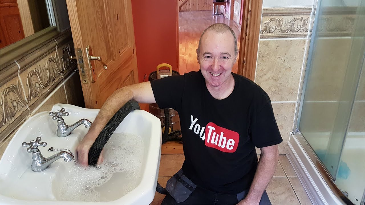 Unclog A Badly Blocked Sink In Seconds No Baking Soda No Chemicals Unclog A Badly Blocked Sink In Seconds No Baking Soda No Chemicals