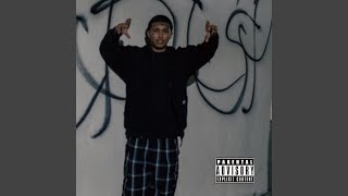Hop Out (feat. pfacebabyyy)