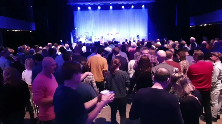 Aaron Asbury   Live bij theater de Flint