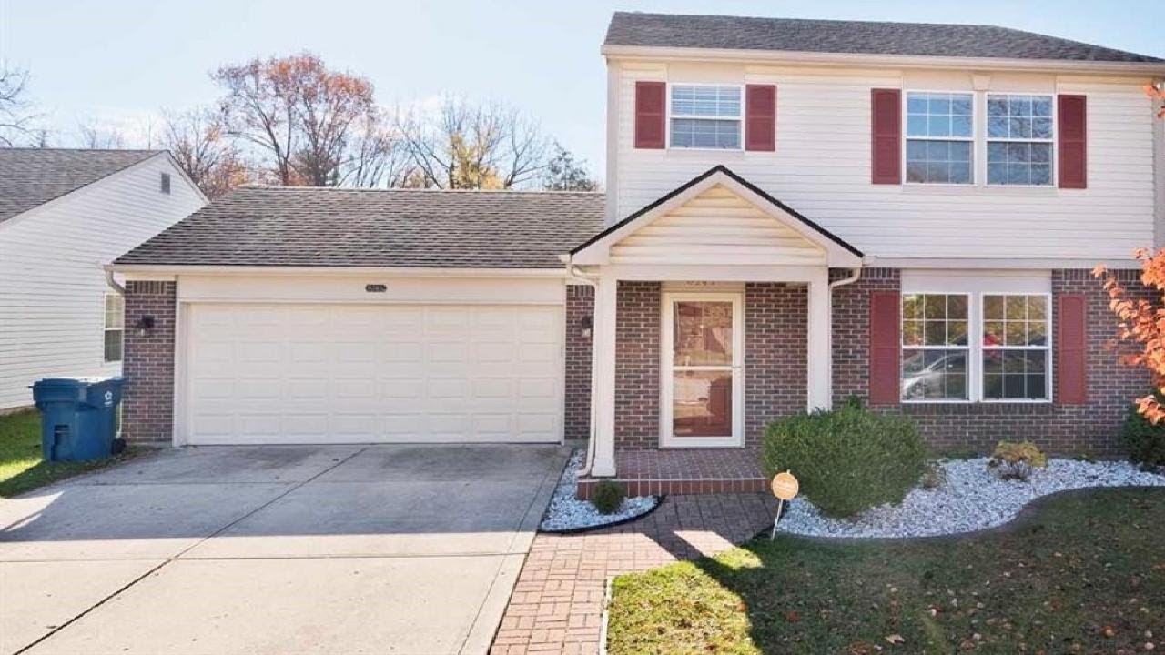 8345 Country Meadows Drive, Indianapolis, IN Presented by Stacie