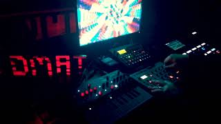 Skyscraper - DMAT - Elektron Digitakt - Model:Cycles - Arturia Microfreak - Line 6 Helix