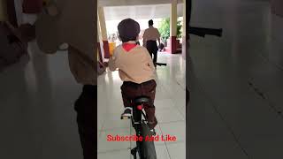 Pianika Di Sepeda kreatif basuri sepeda telolet mengular