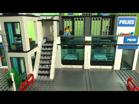 LEGO CITY POLICE STATION 7498