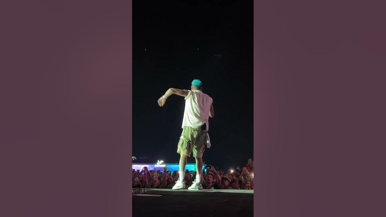 Chris Browns Live ‘Freaky Friday’ Performance😍😮💨#shorts #chrisbrown Chris Browns Live ‘Freaky Friday’ Performance😍😮💨#shorts #chrisbrown