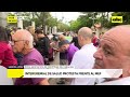 Obstetras y gremios de salud sitian el Ministerio de Economía exigiendo aumento