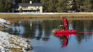 Oregon firefighters rescue deer trapped on ice