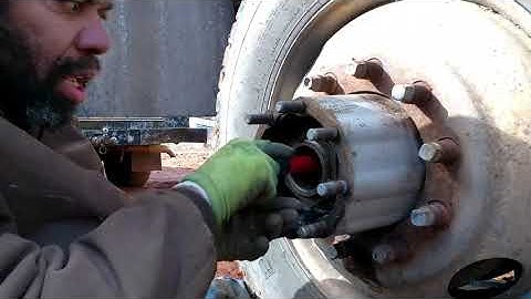 How to Remove a Broken Axle