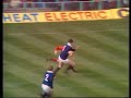 THE VAULT: Jim Calder scores against Wales in 1982! | Guinness Six Nations