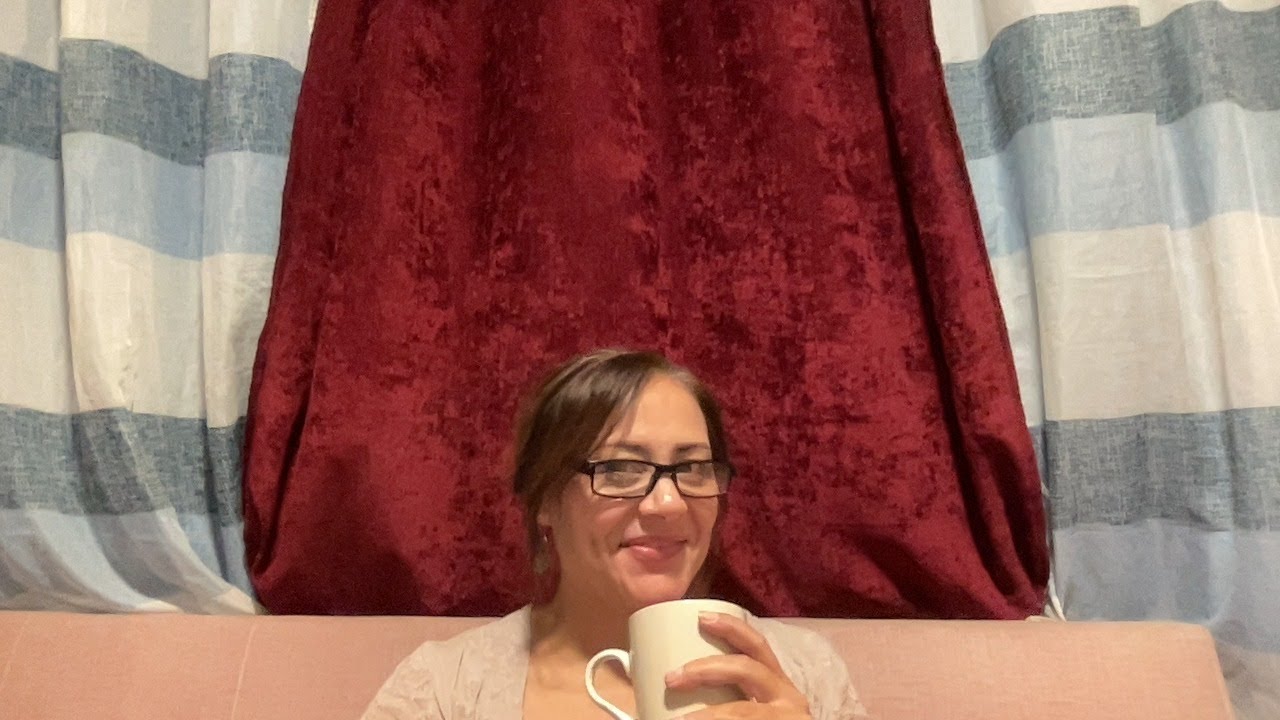 طاقة الهارب  بيراقبك و هو مش مصدق اللي شايفوه و غروره مدمرو