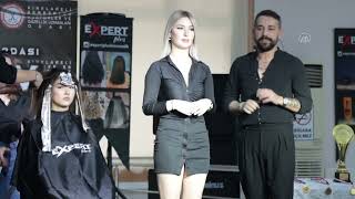 Berber Ve Kuaförler En İyi̇ Saç Kesi̇mi̇ Ve Tasarimi İçi̇n Yarişti