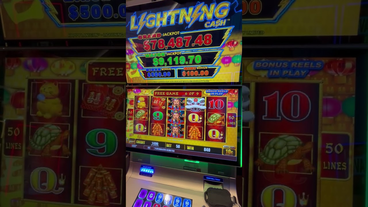 uk online casinos no deposit bonus WHAT THE 🤬🤬A GROSS 🤢 BONUS ON A $5.00 BET slot casino slots gross wtf slotmachine