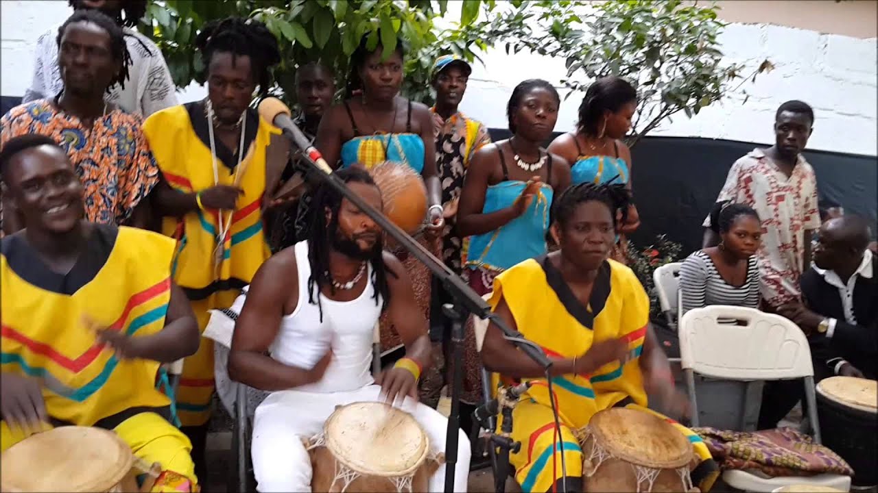 Fume Fume Drumming & Dancing in Accra, Ghana YouTube