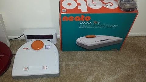 Neato Botvac Review & First Cleaning Test!