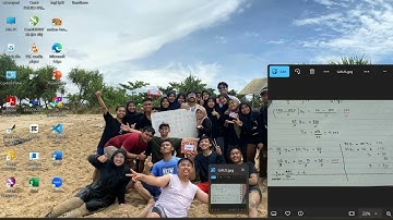 penyelesaian solusi persamaan linier menggunakan metode eliminasi gauss berbasus python-FISKOM 1