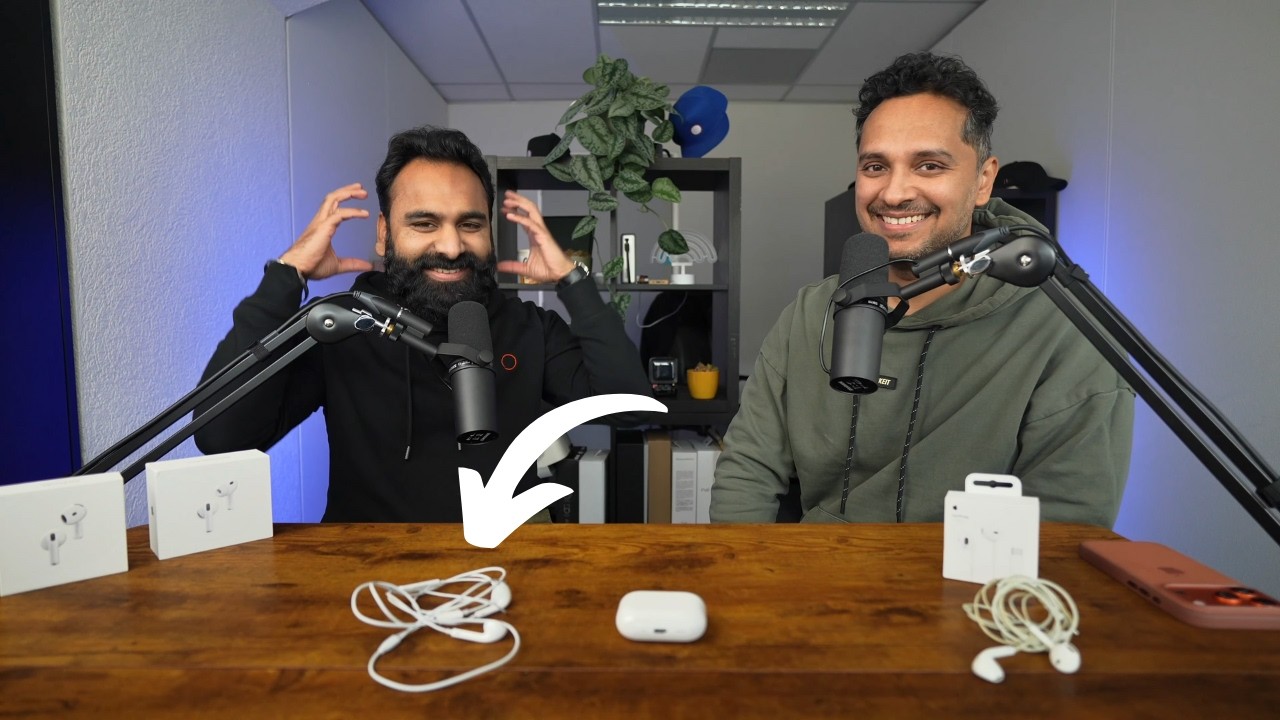 Why is everyone buying these? Apple EarPods USB C - YouTube