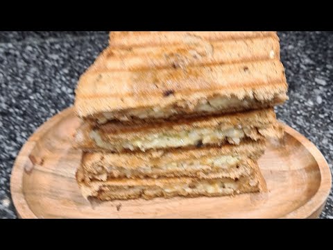 Cheese & Onion Quick Sandwich | Arunika's Kitchen #Shorts #ShortVideos