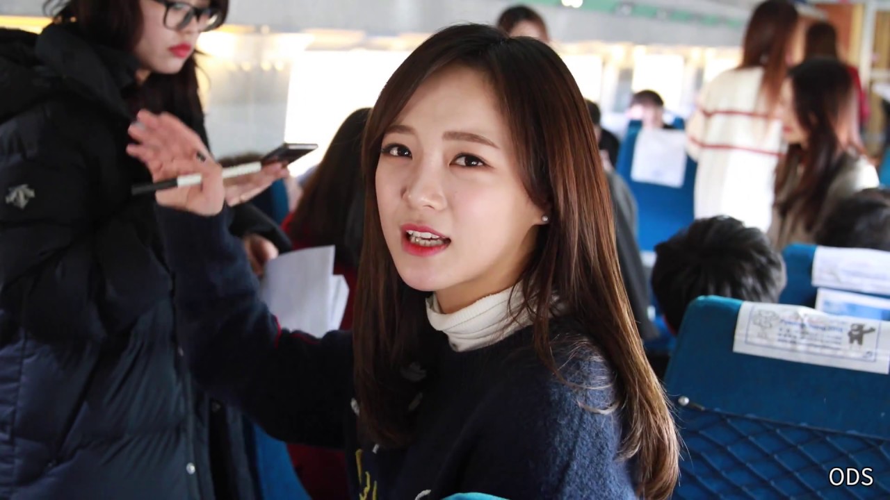 171227 구구단(Gugudan) 세정(Sejeong) - 기차팬싸인회 by ODS