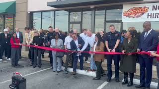 Virginia Beach Chico's Ribbon Cutting - Ionic DeZign Studios