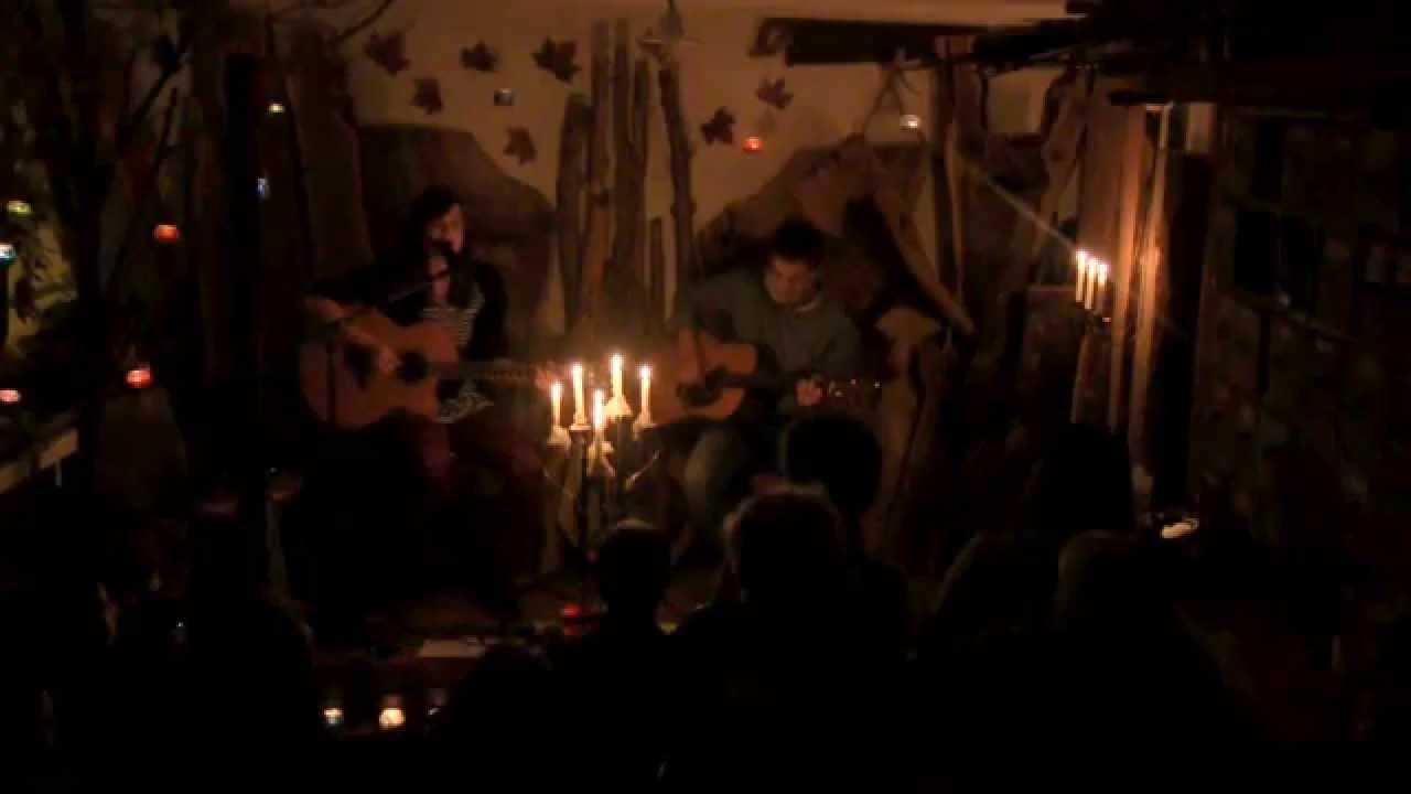Ver Annika Strand "fools" live at reusser guitars, Brienz no YouTube Ver Annika Strand "fools" live at reusser guitars, Brienz no YouTube