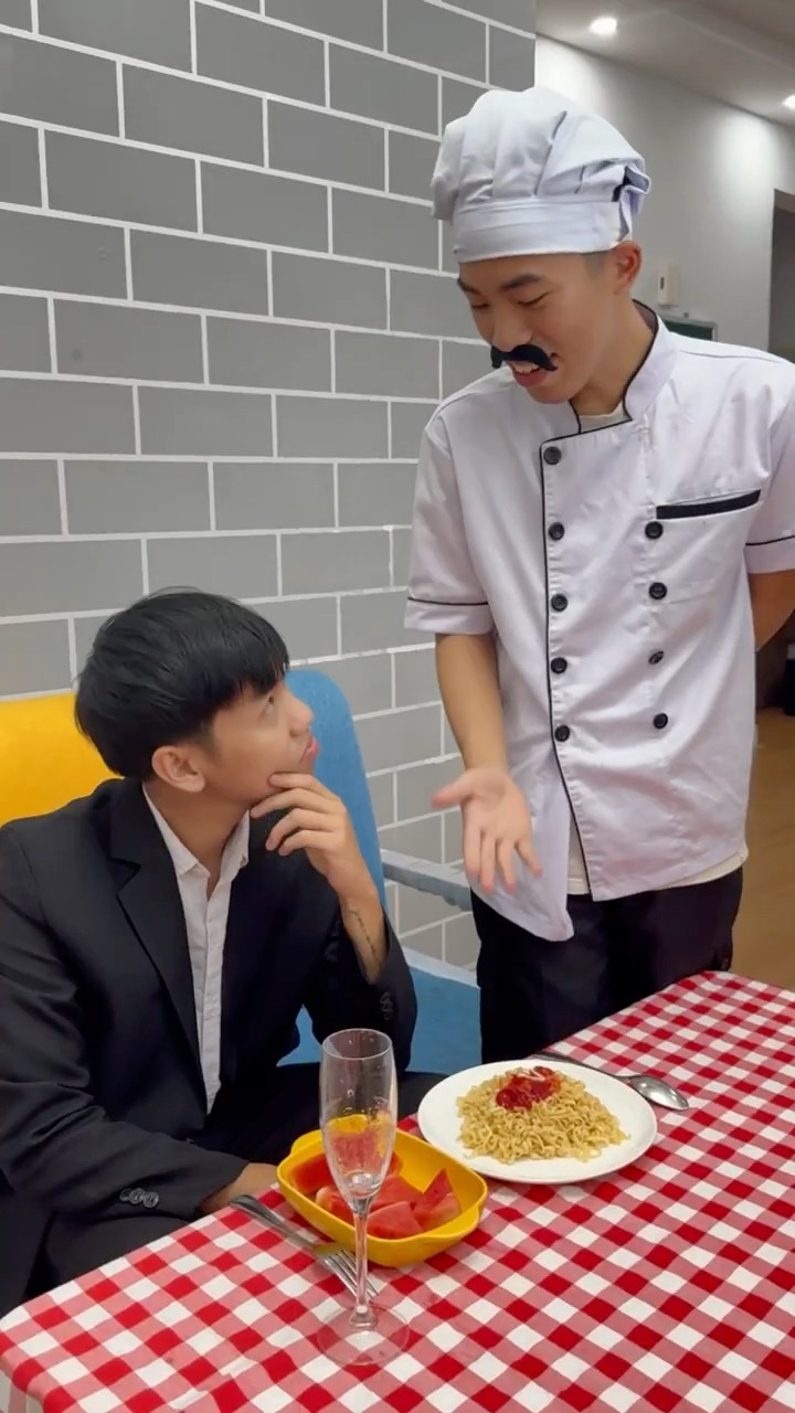 Su Hao comedy: Valentine's Day restaurant ?