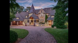 Stunning Waterfront Masterpiece On Lake Norman