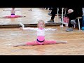 Детский спортивный акробатический танец