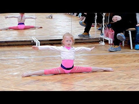 Kindersport girl acrobatic dance