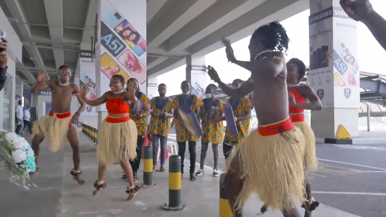 Don Eazi arrives in Ghana for Detty December
