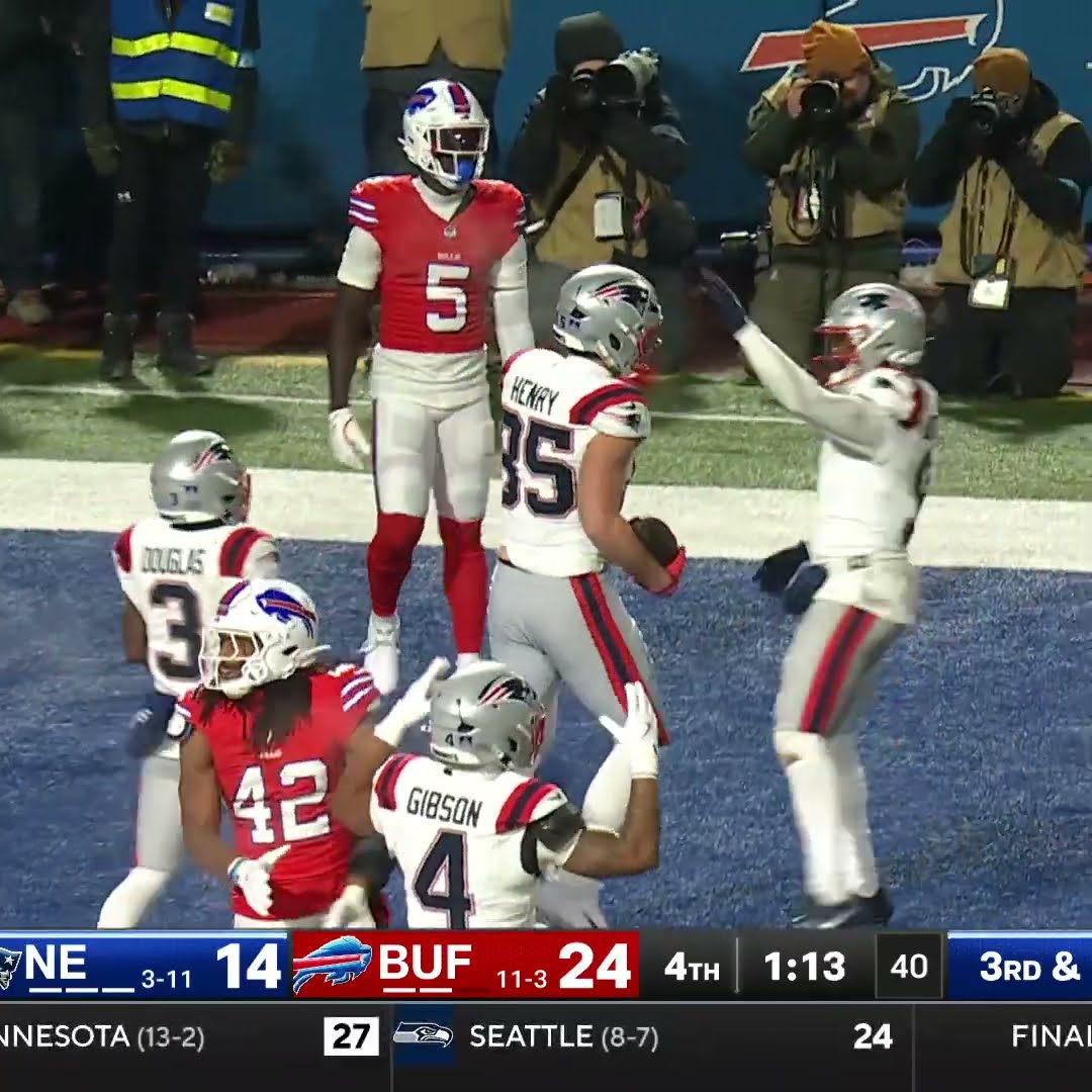 Hunter Henry catches for a 9-yard Touchdown vs. Buffalo Bills