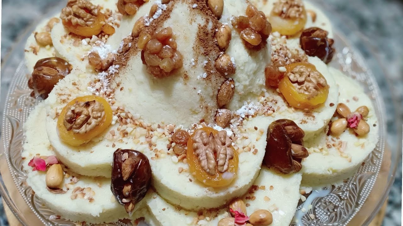 سفة السميدة بريستيج للمناسبات كتجي معلكة و لذيذة بالحليب + طريقة التزيين بالتفصيل 🥰