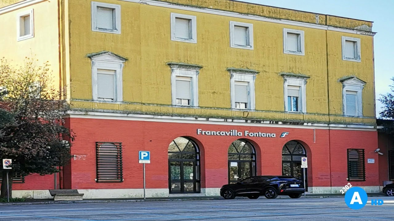 Annunci alla Stazione di Francavilla Fontana