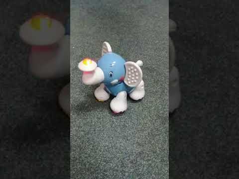 Jucarie Elefant care merge si canta.