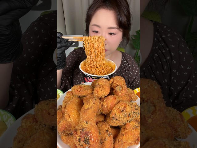 크크크 치킨 먹방, 60계치킨 극강의 빠삭함 크크크 치킨 먹방!! 바삭한소리asmr 리얼사운드 KOREAN FRIED CHICKEN MUKBANG REAL SOUND