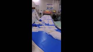 Automatic assembly line with linked machines