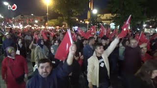 Sokaklar Mehter Marşı İle İnledi, Fenerler İle Aydınlandı